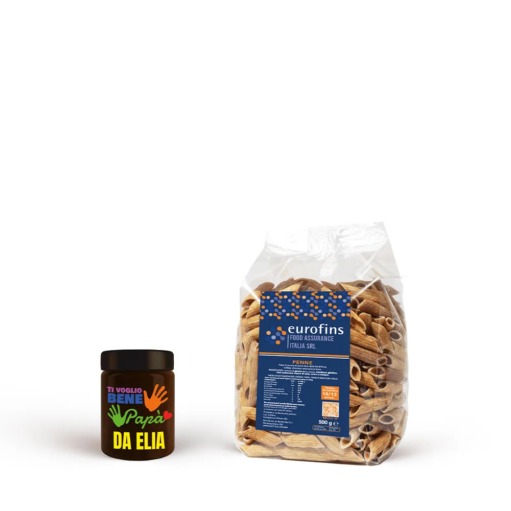 Pasta e barattolo con etichette personalizzate